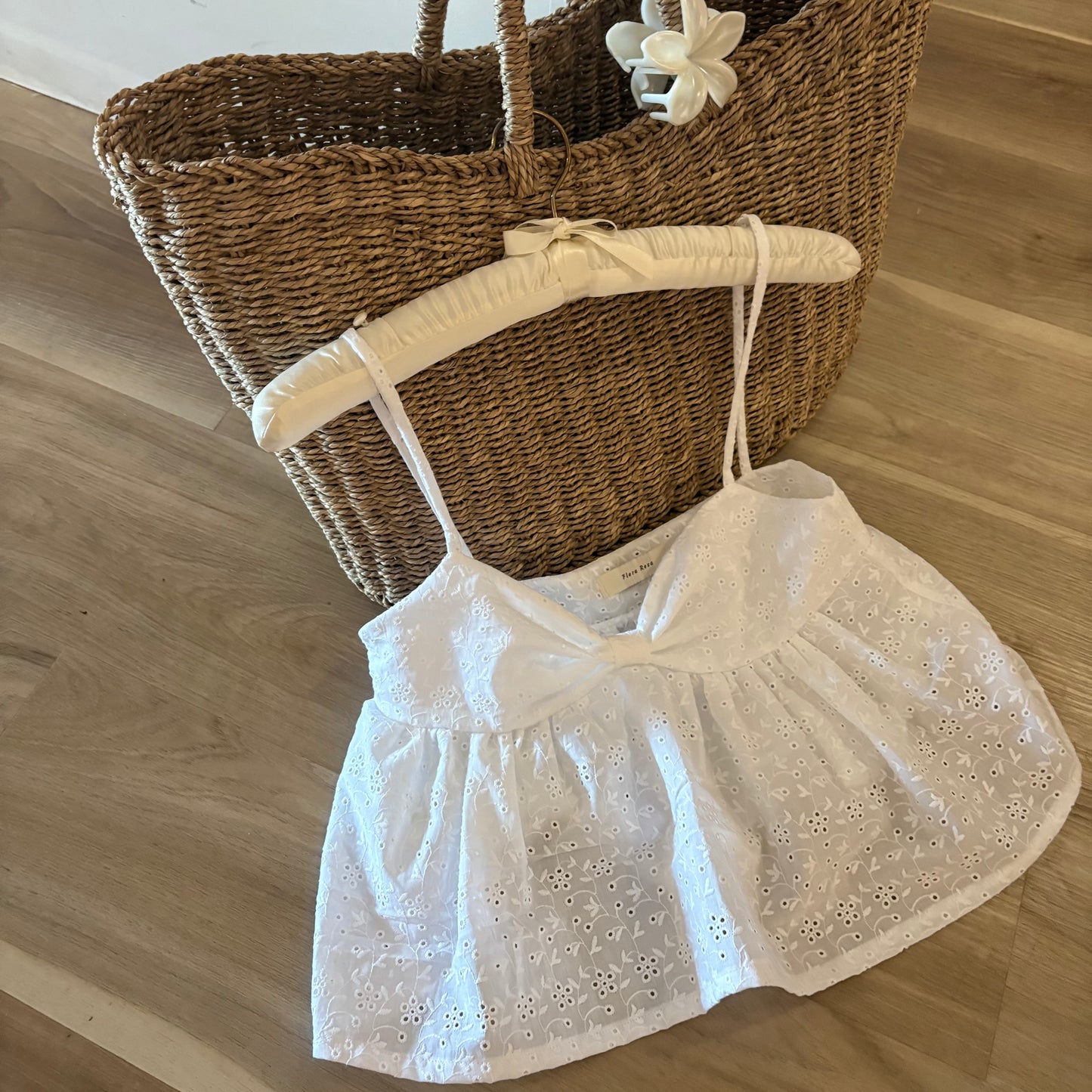 Paloma Top | white eyelet