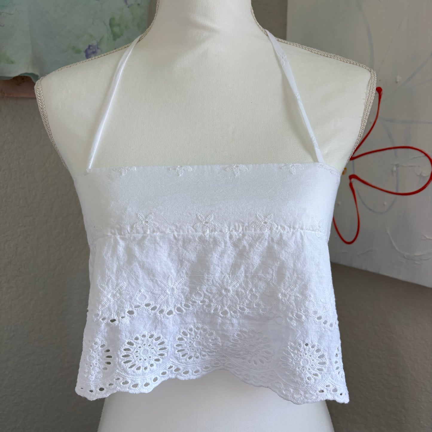 Estelle tie back