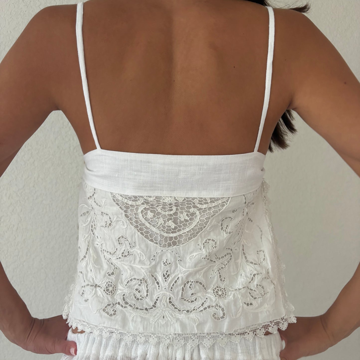 Vintage lace tank 1/1