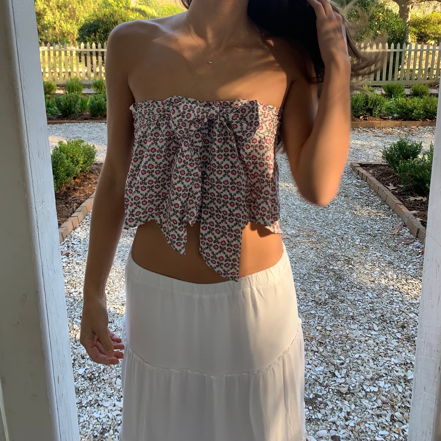 Mazy Top | red daisy