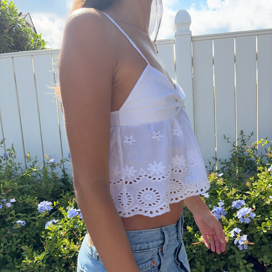 Paloma | floral eyelet